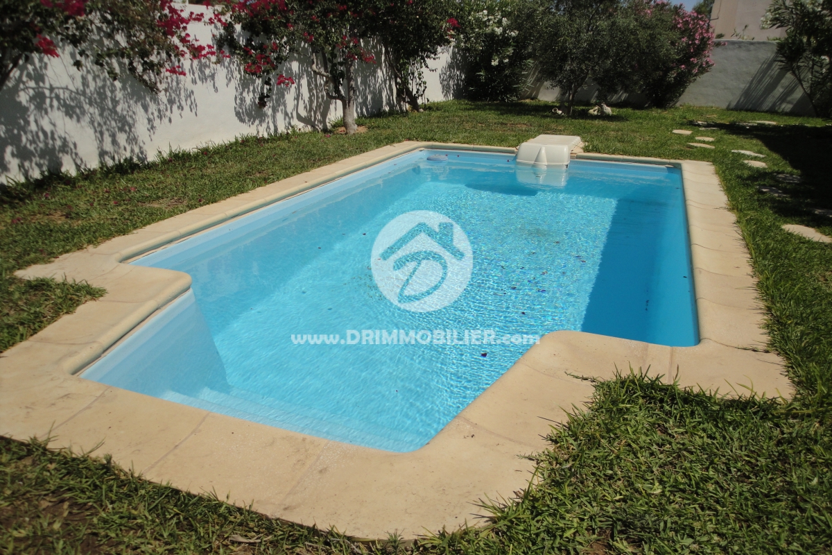 L 126 -                            Vente
                           Villa avec piscine Djerba